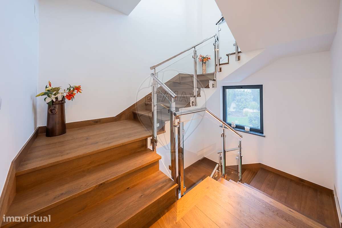 Moradia T4 para venda-34