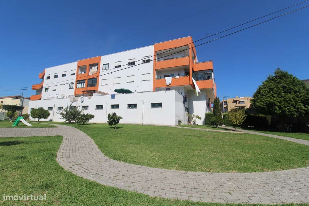 Apartamento T3 São João de Ver-24