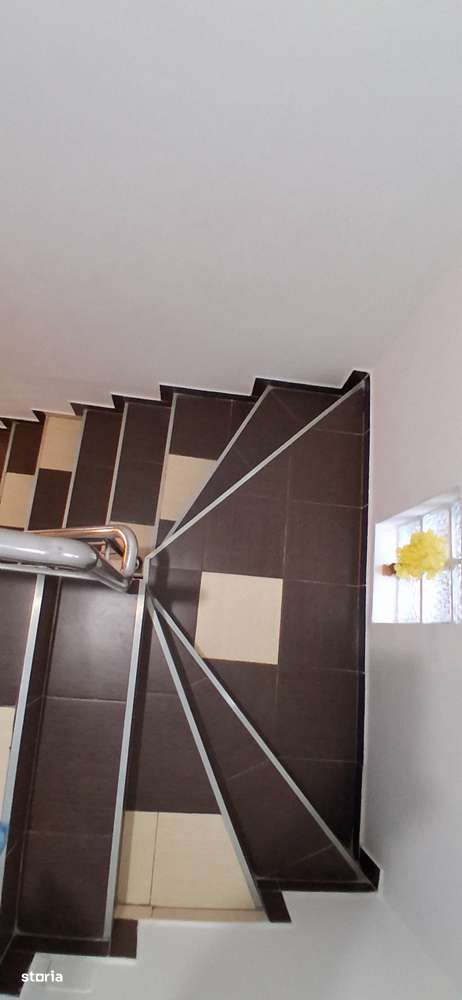 Casa spatioasa cu teren generos – Valea Calugareasca, sat Pantazi - Imagine principală: 4/14