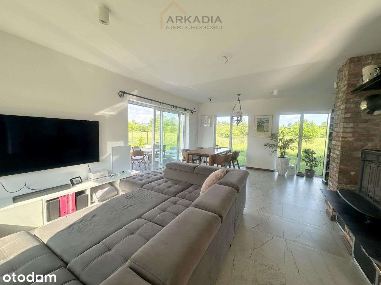 Dom na dużej działce i dwa budynki - biura - Pełny obrazek: 2/20