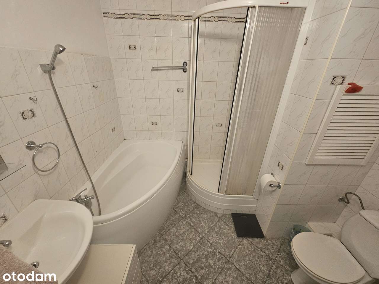 Duża kawalerka Retkinia ul. Wyszyńskiego-11