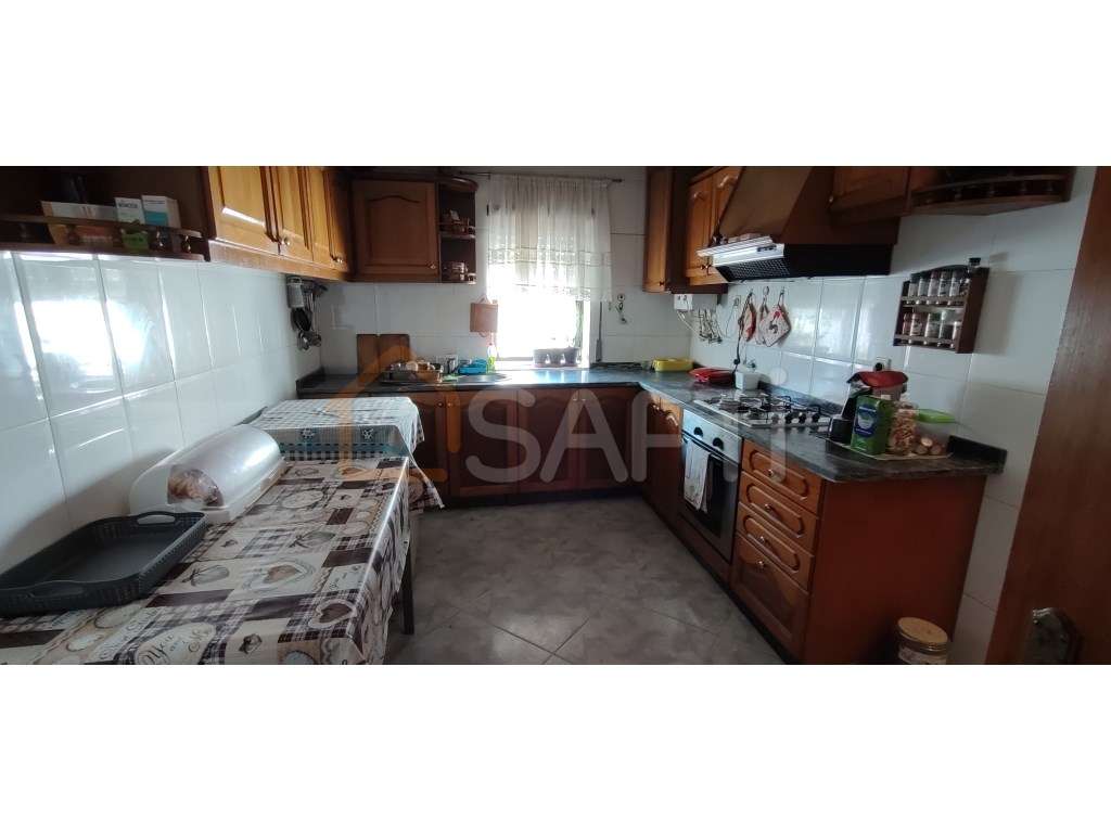 Apartamento T3 no centro de Valença - Grande imagem: 4/12