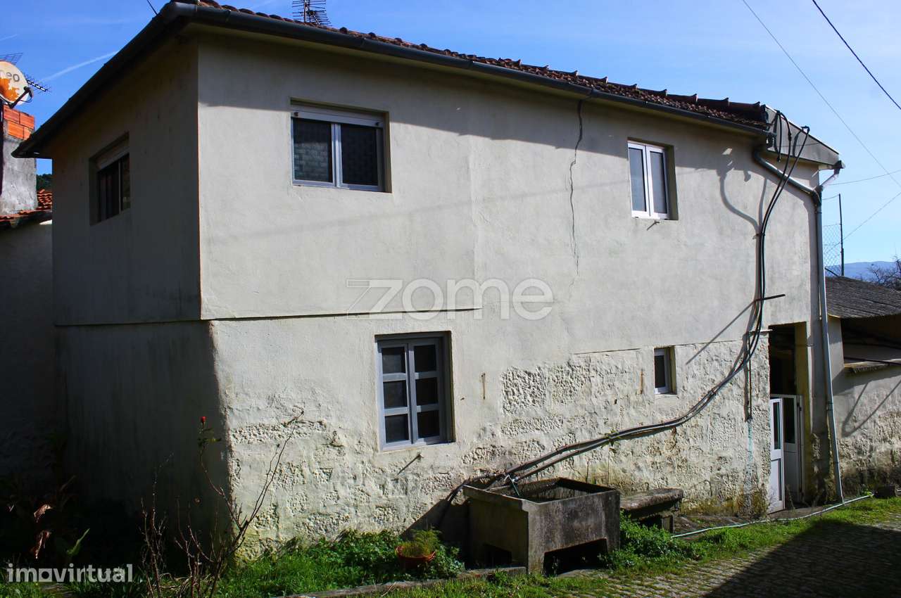 Moradia T2 para recuperar | Santa Cruz do Douro | Baião - Grande imagem: 3/39