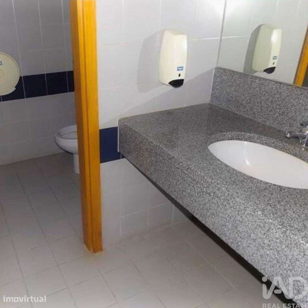 Prédio em Amiais de Baixo de 224 m2 - Grande imagem: 5/9