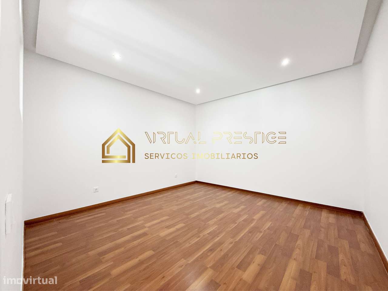 T1 Remodelado com Quintal de 42m² em Camarate-10