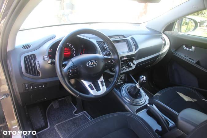 Kia Sportage 2.0 CRDI L - 9