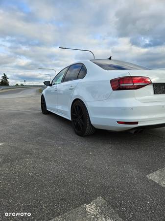 Volkswagen Jetta 1.4 TSI BMT Highline DSG - 8