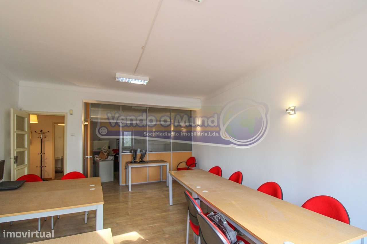 Escritório com projeto de T1 em Lisboa (LXLX003) - Grande imagem: 4/15