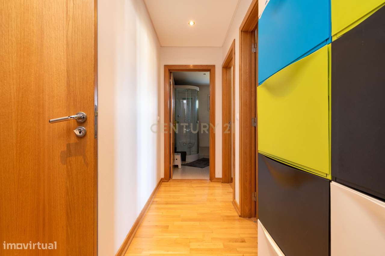 Apartamento T3 na Quinta da Parreirinha-12