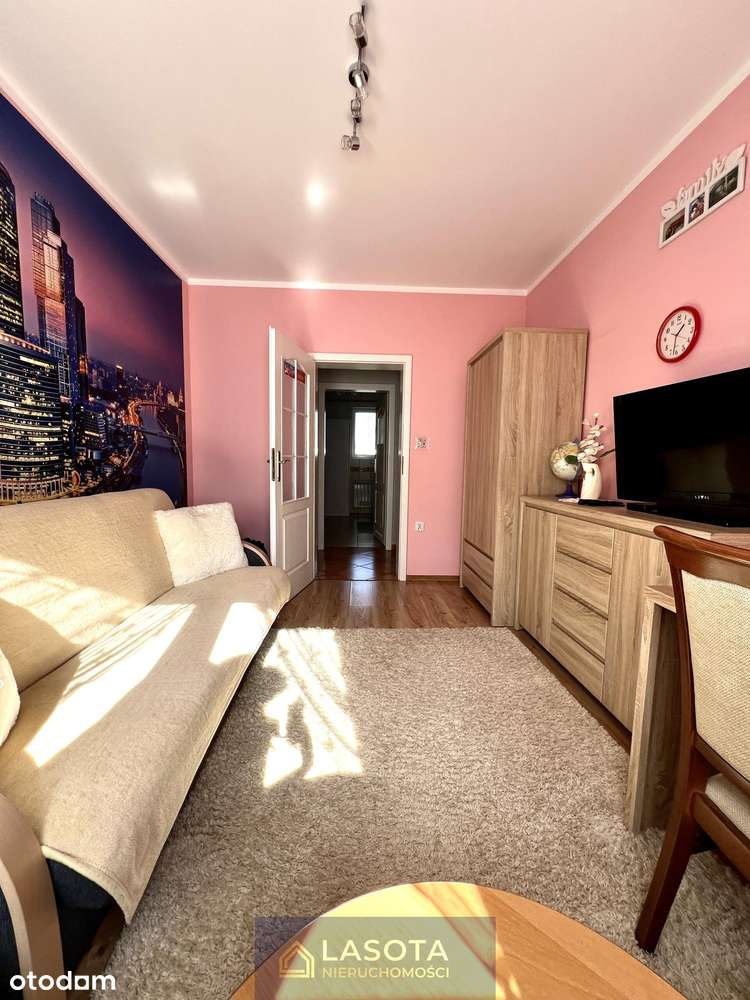 Dwa domy na działce 2525 m² - Idealna Inwestycja z podziałem-8