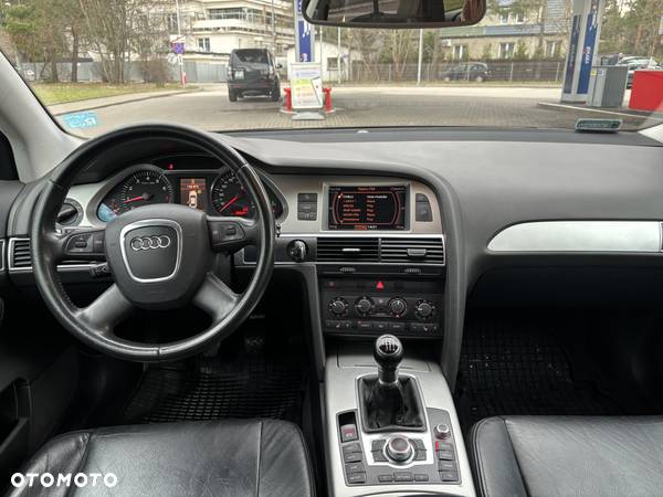 Audi A6 2.0T FSI - 11