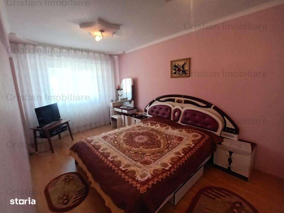 Apartament 3 camere confort 1 decomandat zona Vidin - Imagine principală: 4/8