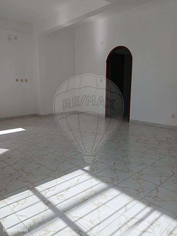 Loja  para arrendamento - Grande imagem: 3/8