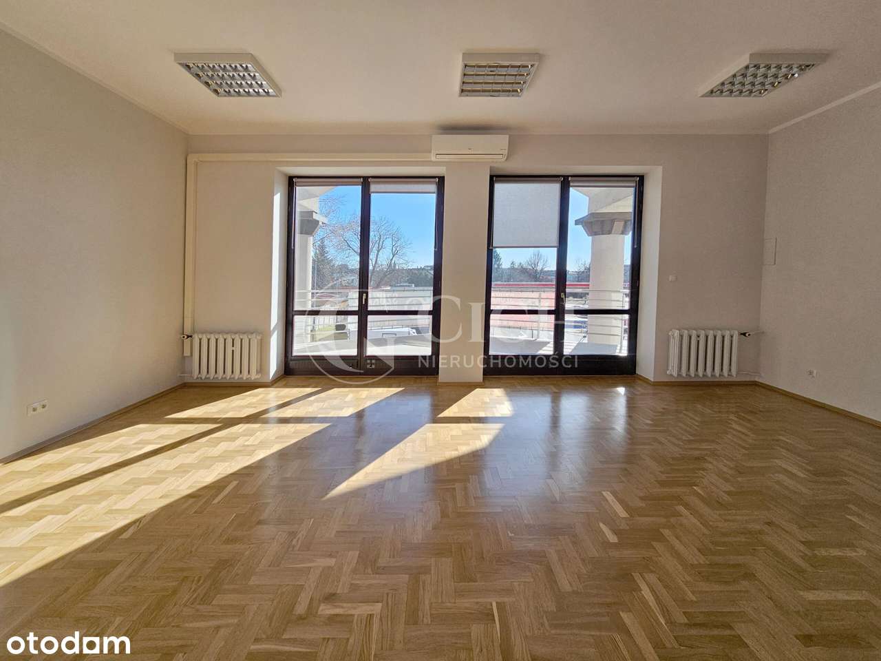 Lokal z balkonem - Pełny obrazek: 5/15