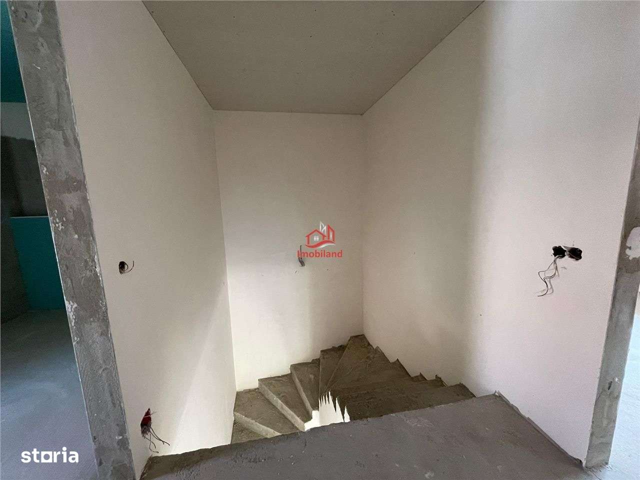 Casa tip duplex pe Valea Chintaului, cu gradina si  parcare-16