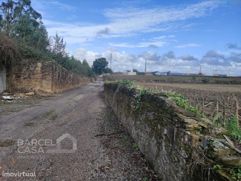 Terreno de construção em Barqueiros - Barcelos