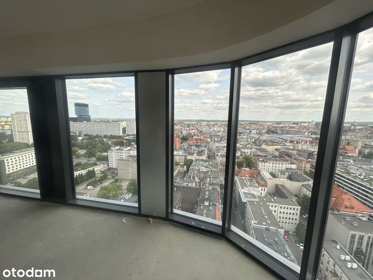 55m2 Narożne 21 PIĘTRO - Widok Na CENTRUM !!! - Pełny obrazek: 2/13