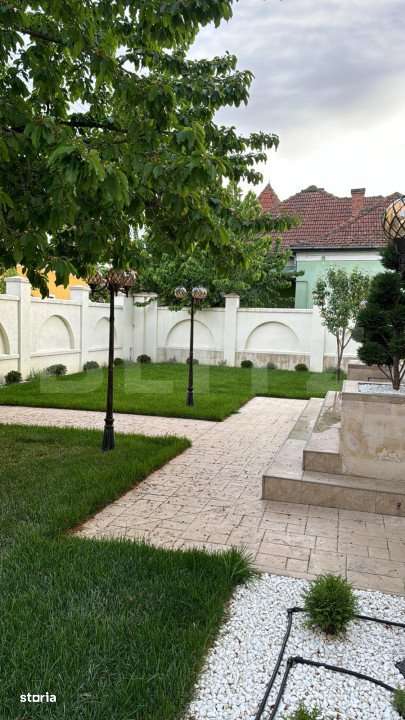 Vila, 6 camere, 520 mp, zona Titulescu - Imagine principală: 3/7