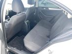 Volkswagen Jetta 1.2 TSI Comfortline - 12