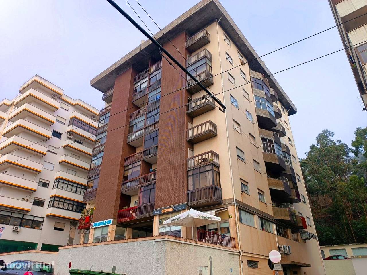 Apartamento T4 em Coimbra (Rua Miguel Torga)-13