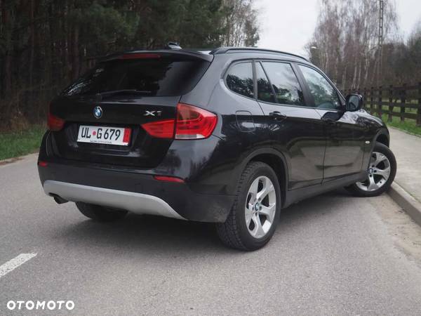 BMW X1 sDrive18d Sport Line - 4