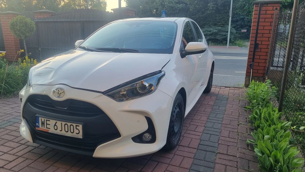 Toyota Yaris IV 1.0 Comfort 2022