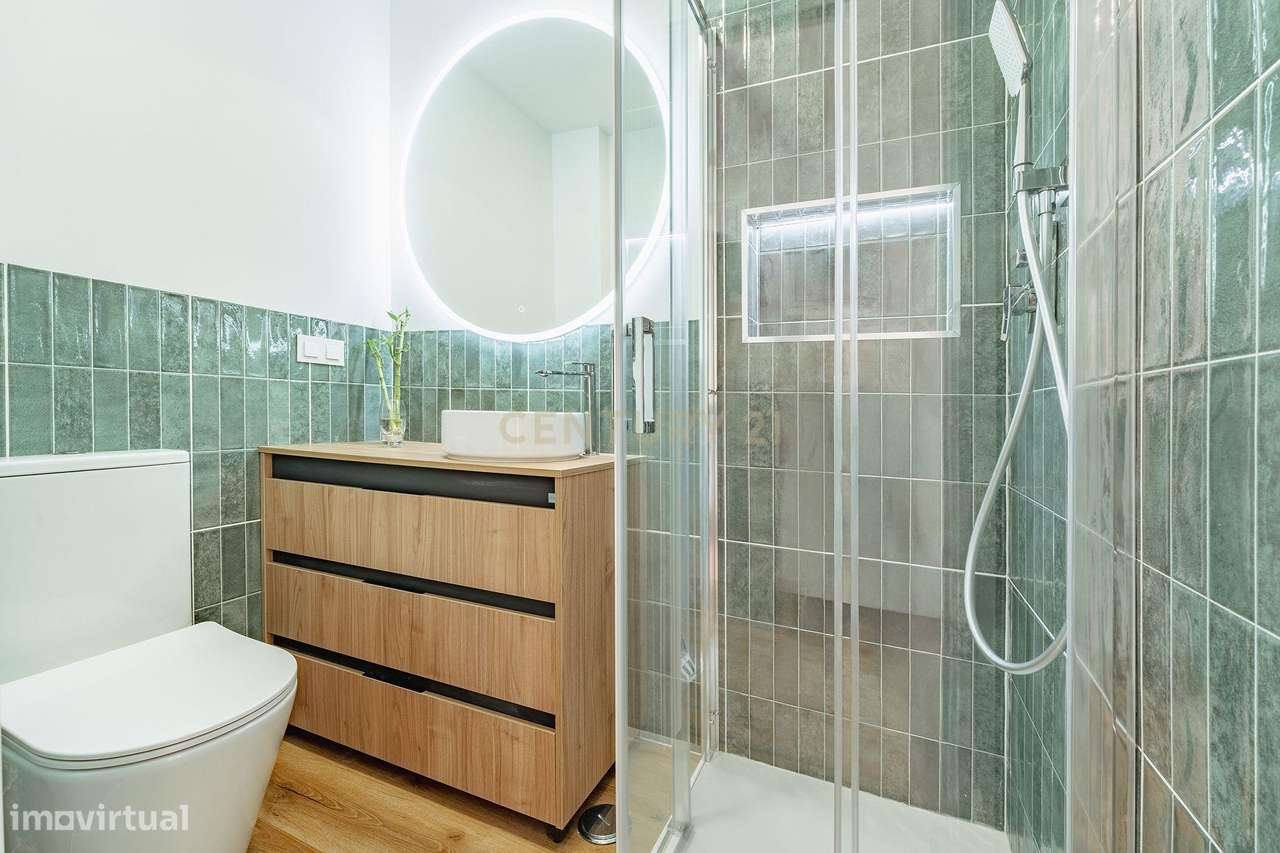 Apartamento T2 Fogueteiro com Logradouro-13