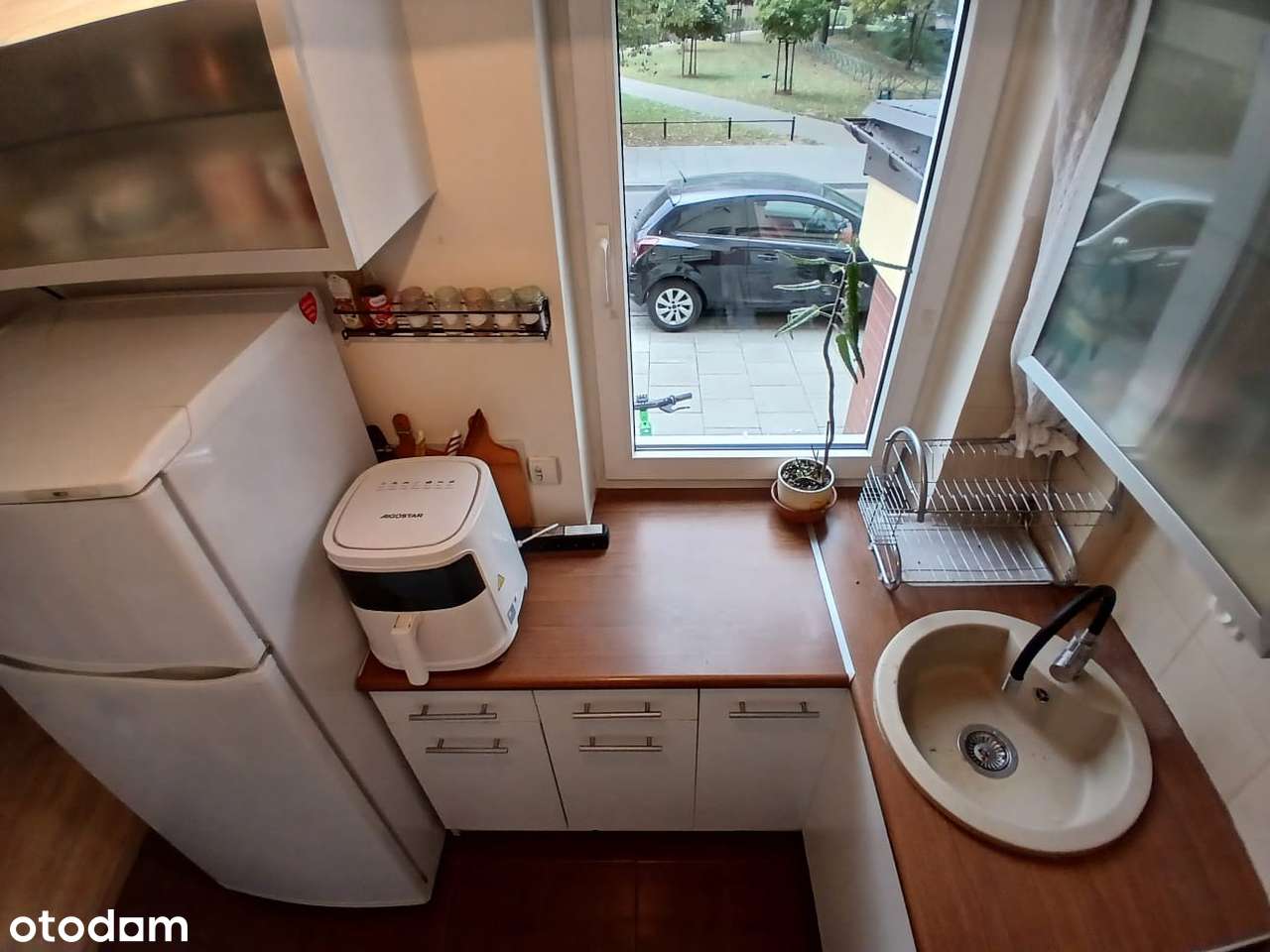 Komfortowa kawalerka na Bielanach z KW-5