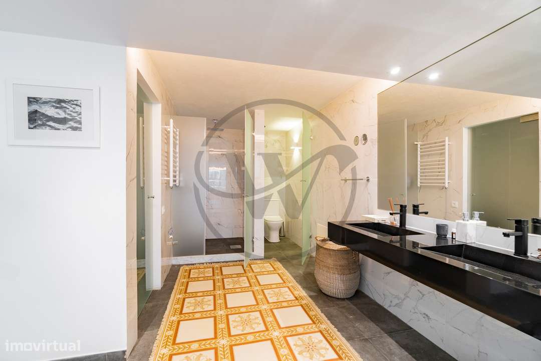 Moradia T5 Remodelada – Luxo no Resort Quinta da Penha Longa-25