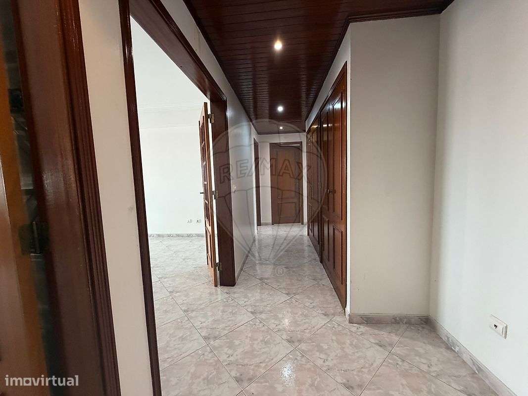 Apartamento T2 para venda - Grande imagem: 3/27