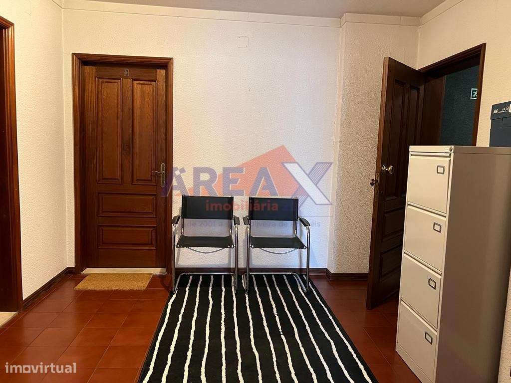 2 escritórios, 32.500€/cada. Possibilidade de os unir. Com varanda ... - Grande imagem: 4/7