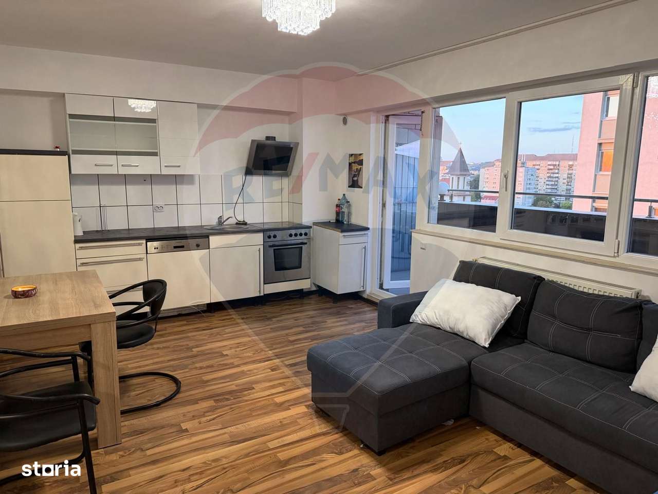 De vanzare apartament cu 2 dormitoare si living open space în Nufarul-1