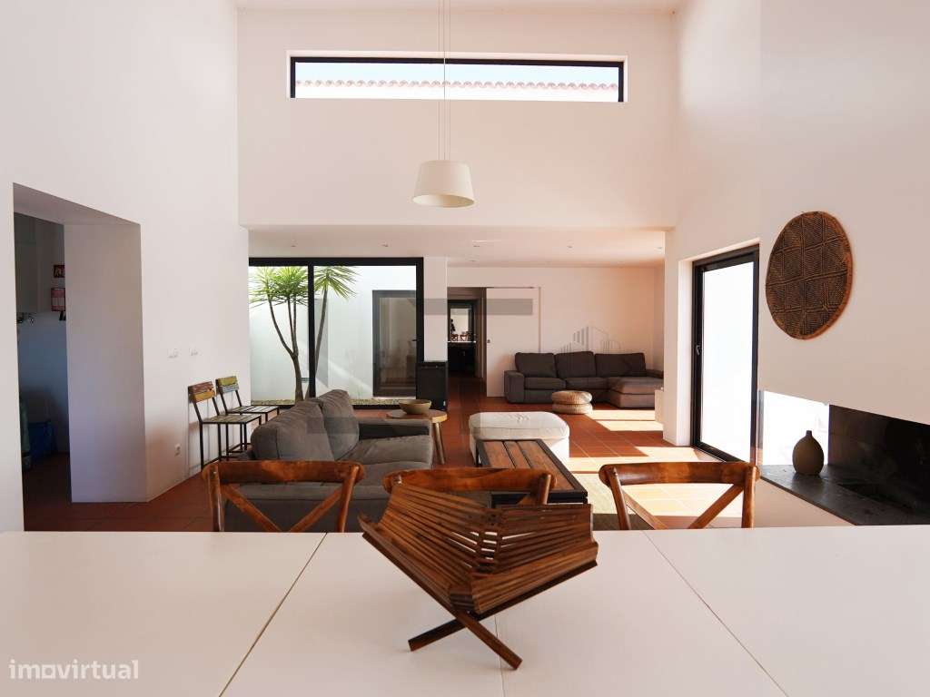 Moradia V4 com Piscina para Venda na Comporta-28