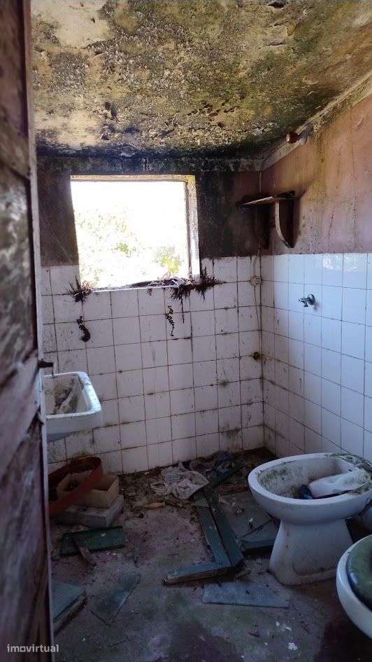 Moradia para restauro - Grande imagem: 4/10