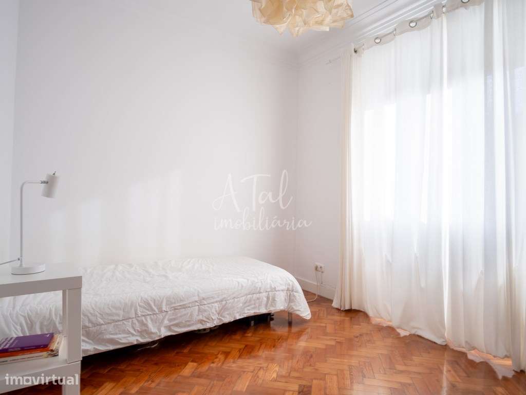 Apartamento T2 C/TERRAÇO no centro de Lisboa-7