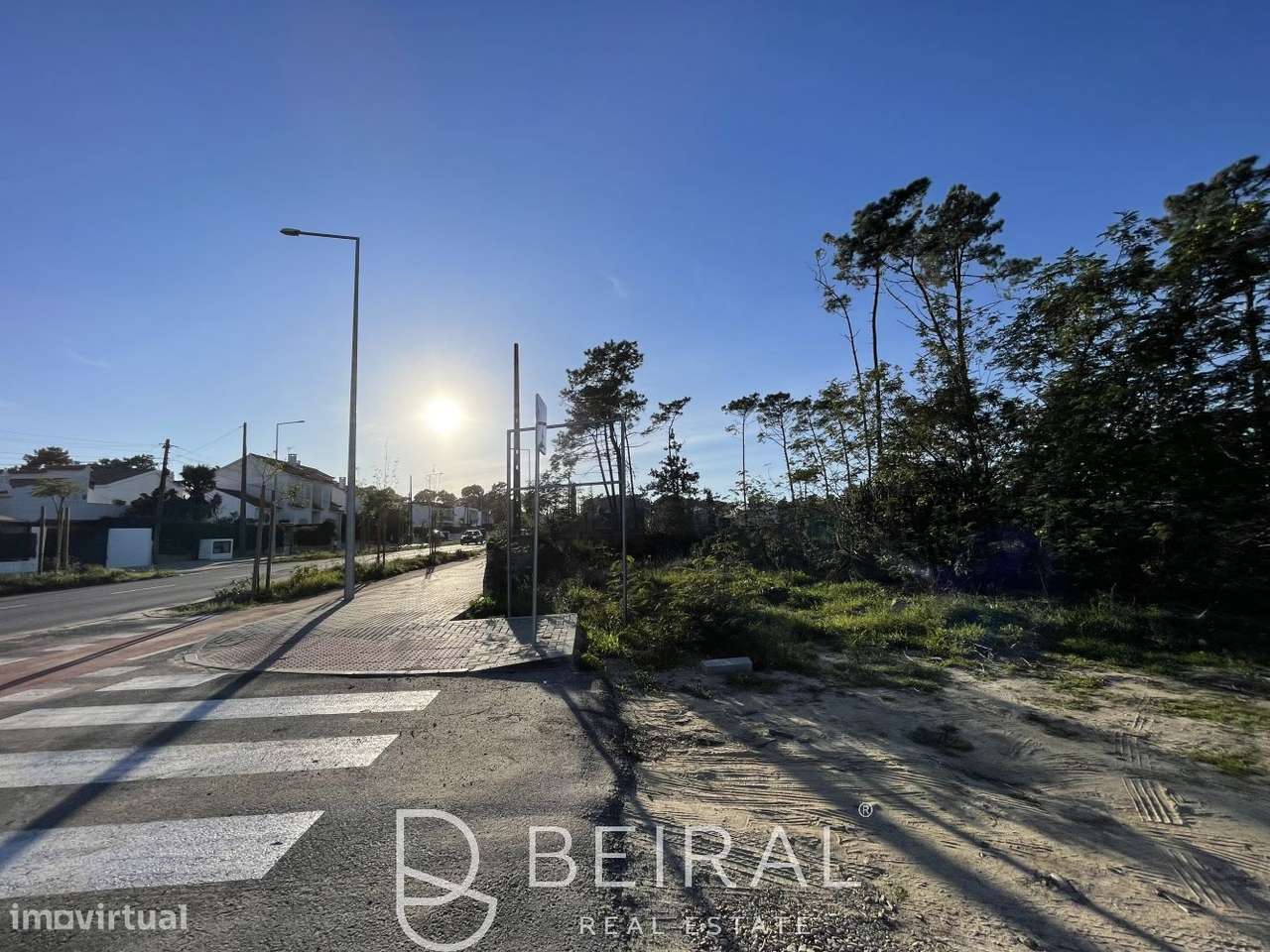 Terreno com excelente localização para construção de 12 apartament-6