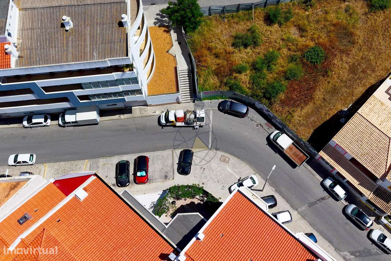 Apartamento T2 localizado a cerca de 600 metros da Praia em Quarteira-34