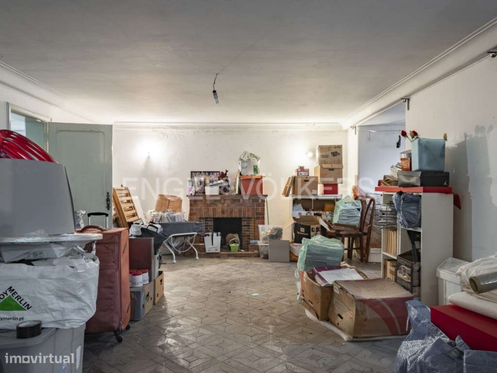 Moradia Isolada com Terreno de 1.300 m² em Alvalade-29