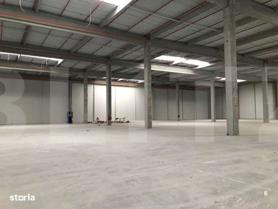 Hala moderna, aproape de aeroport, 3000 mp - Imagine principală: 2/7
