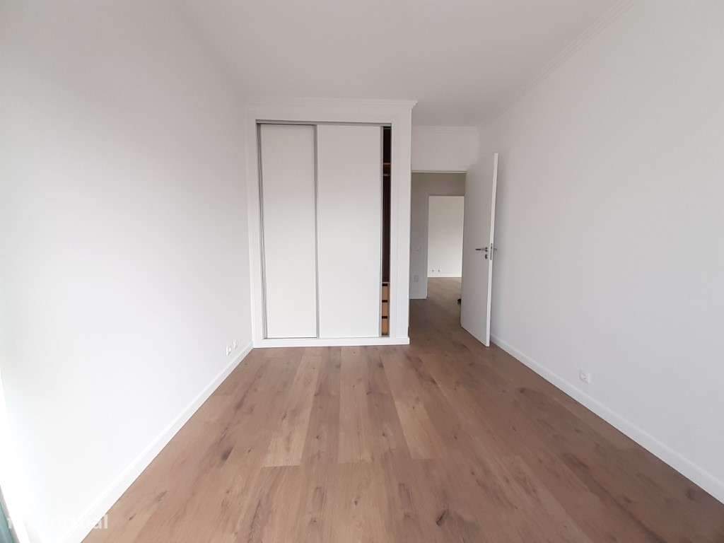 Moradia V3+1 c/vista mar na Ericeira-15