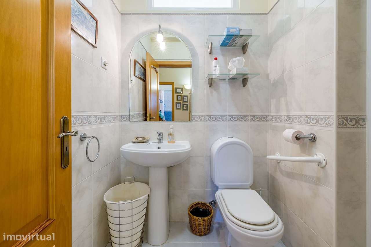 MORADIA TÉRREA V4 COM PISCINA PARA VENDA NO SARGAÇAL-19