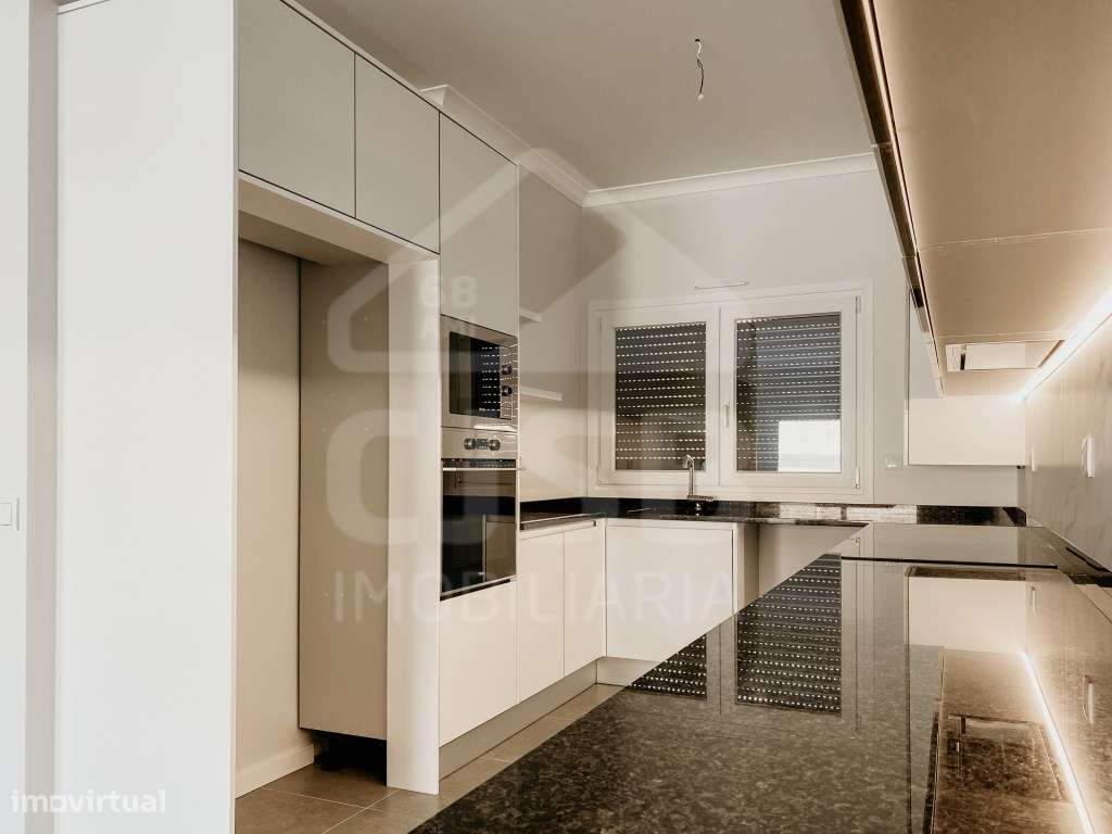 Moradia T3 semi-nova, Salvaterra de Magos - Grande imagem: 4/20