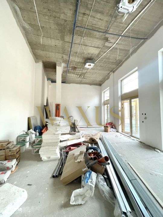 Spatiu comercial cu vad la strada in Centru Clujului, 110mp, 2 nivele - Imagine principală: 1/7