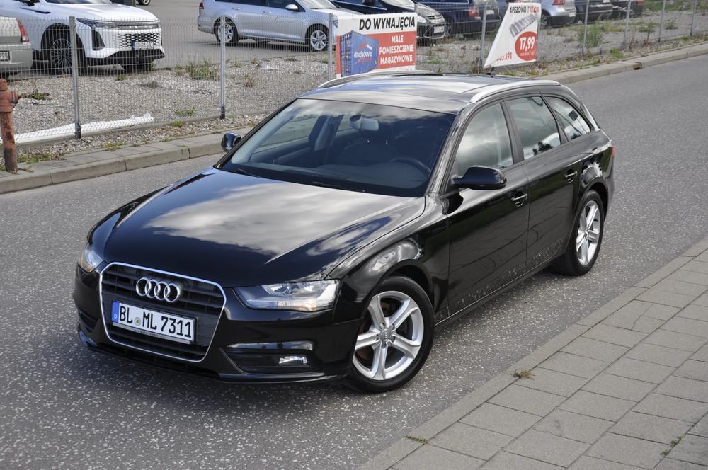 Audi A4 B8 (2007-2015) 2.0 TDI DPF clean diesel Attraction 2015