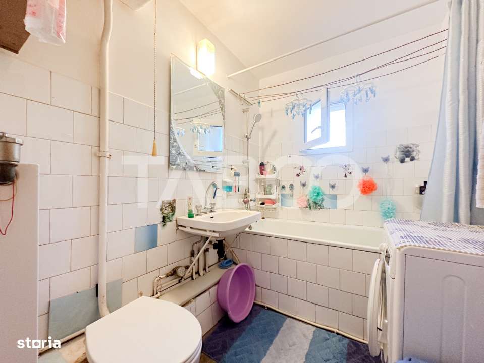 Vanzare apartament cu 2 camere decomandate in cartierul Intre Lacuri - Imagine principală: 5/5