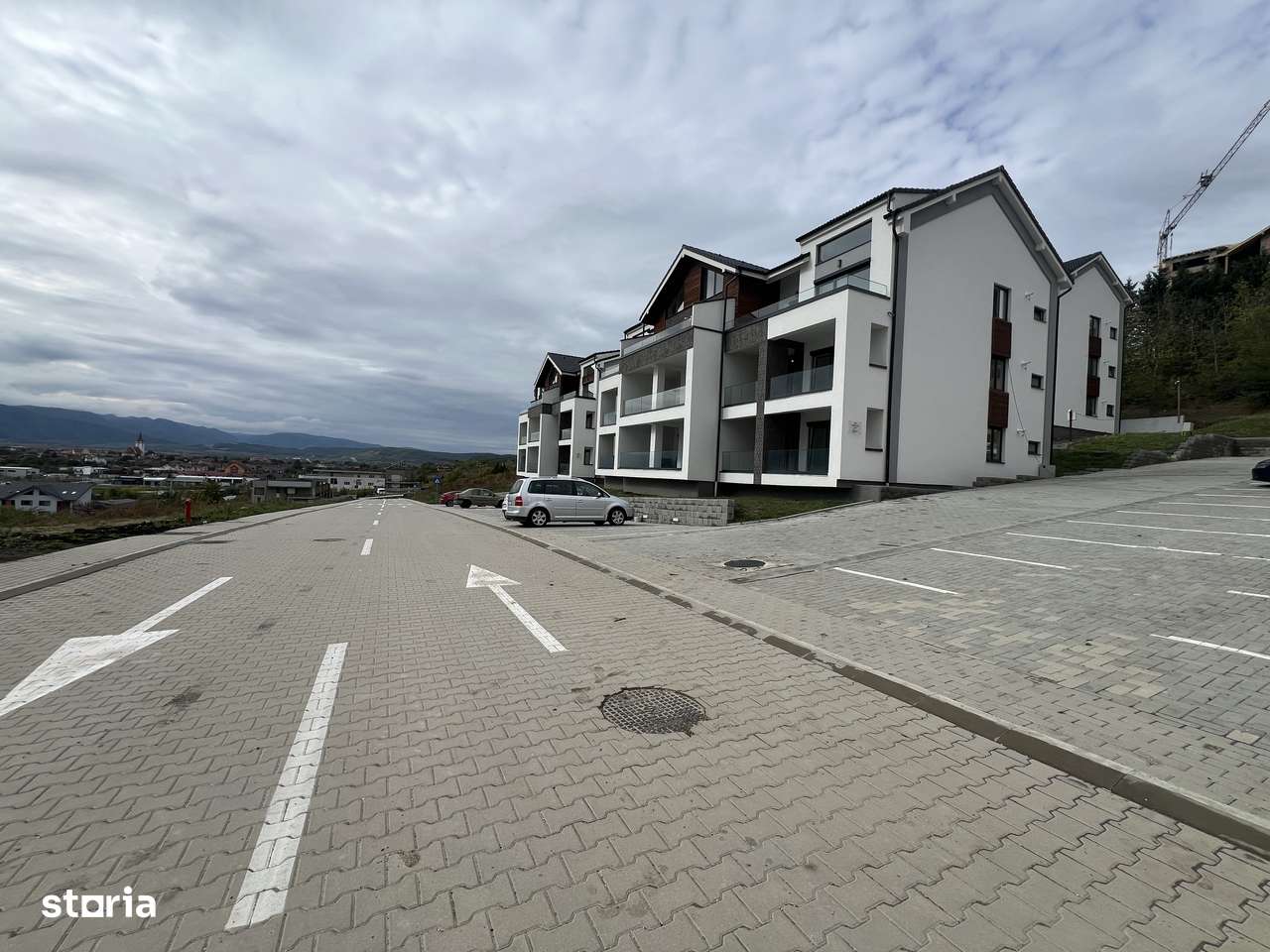 Penthouse 100mp, 3 camere, 2 bai - la cheie - Imagine principală: 4/9