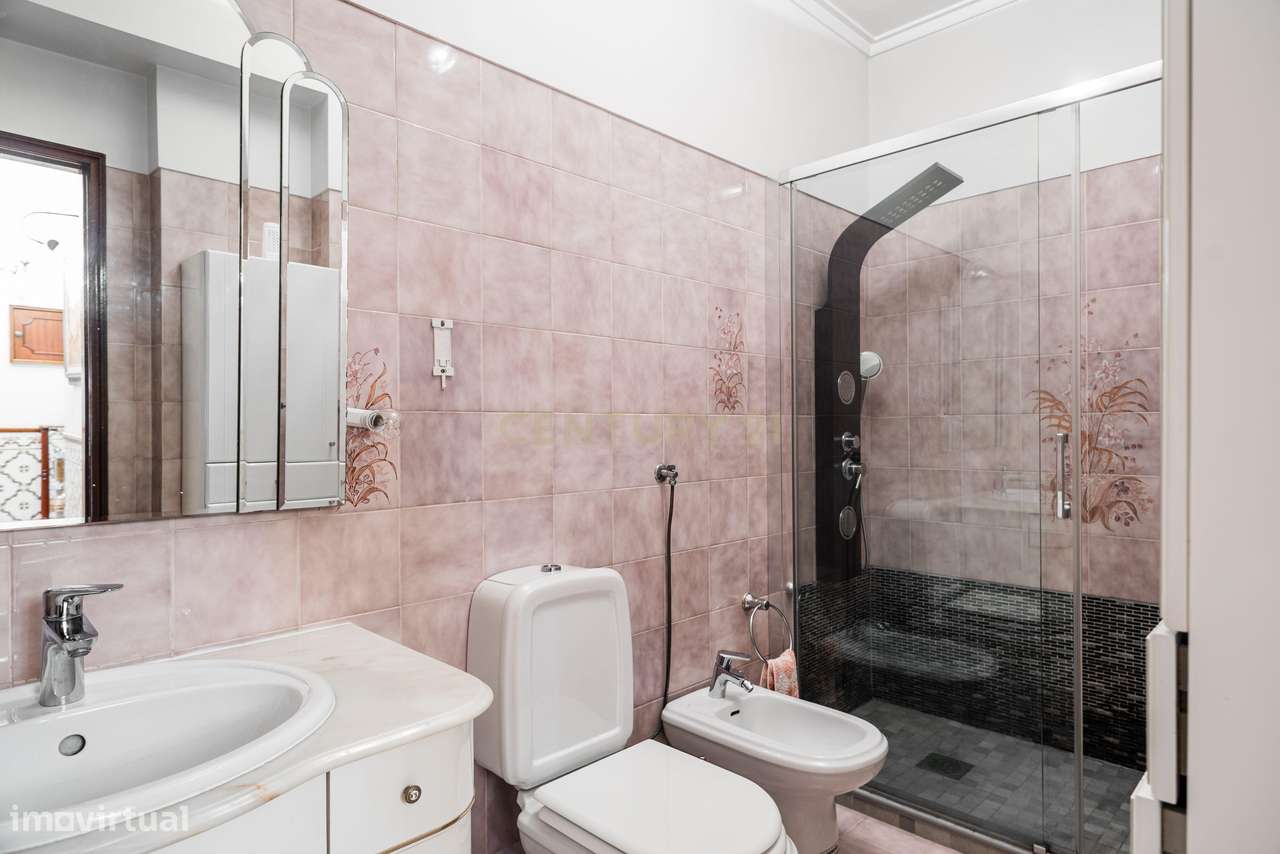 Apartamento T0, com Terraço, Agualva Cacém-9
