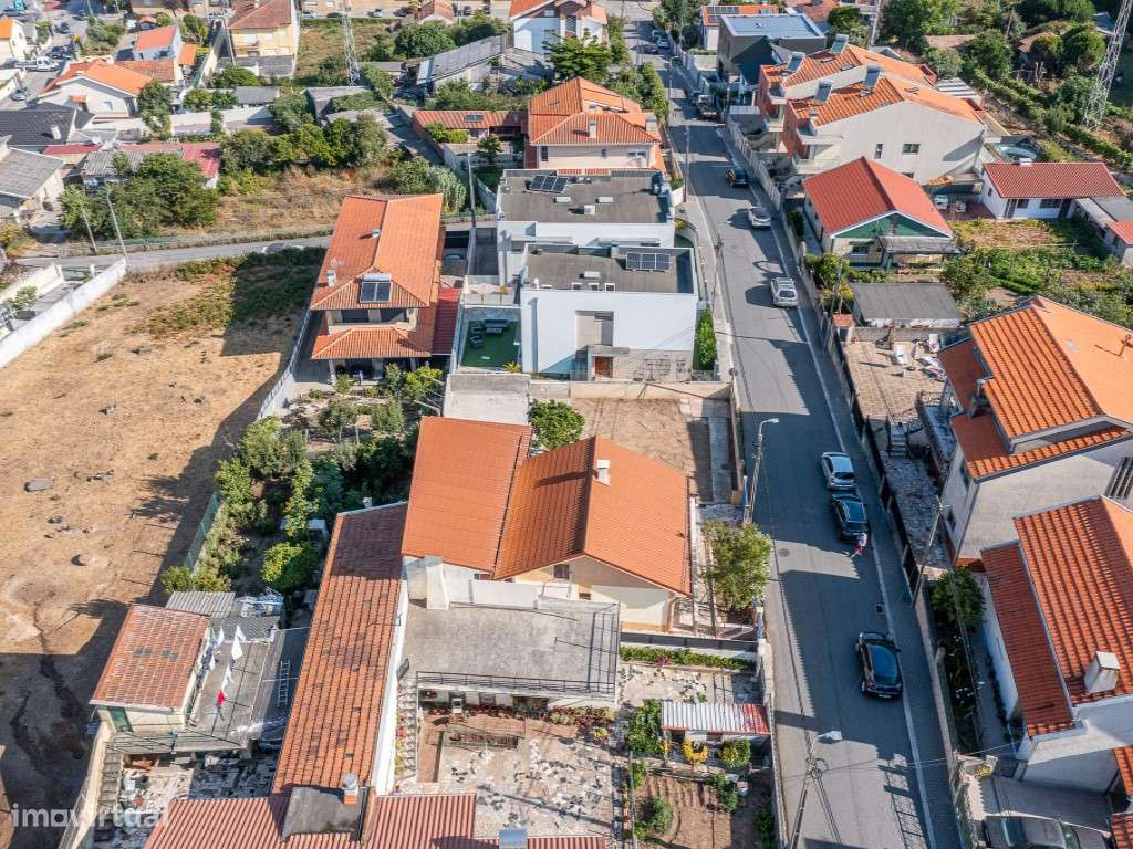 MORADIA T2+1 TÉRREA | GARAGEM | CANIDELO | VILA NOVA DE GAIA-3