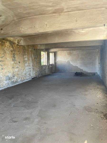 De vanzare/inchiriere Cladire P+E si teren aferent - Imagine principală: 5/8