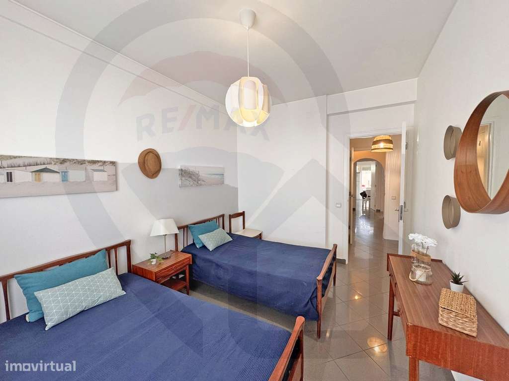 Apartamento T2+1 com Varanda | Praia da Rocha Portimão-14